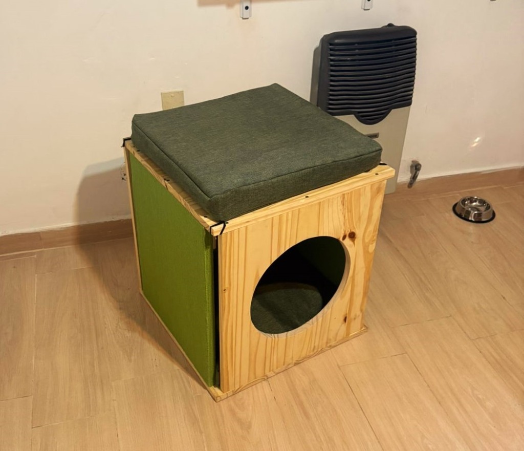 Habitación Felina 4 — Rascador